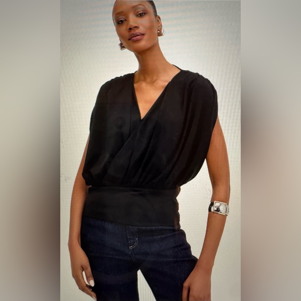 I.N.C. International Concepts Women’s Surplice V-Neck Top Black Small NWT